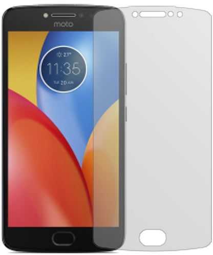 LenovoMoto E4 Plus mit aufgebrachter dipos Displayschutzfolie, die lästige Fingerabdrücke minimiert