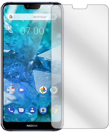 Klare Displayschutzfolie von dipos passend für Nokia 7.1 Plus, präziser Zuschnitt und blasenfrei montiert