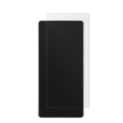 GooglePixel 7a mit aufgebrachter dipos Displayschutzfolie, die lästige Fingerabdrücke minimiert