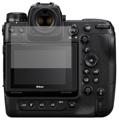 NikonZ9 mit aufgebrachter dipos Displayschutzfolie, die lästige Fingerabdrücke minimiert