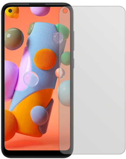 SamsungGalaxy A11 mit aufgebrachter dipos Displayschutzfolie, die lästige Fingerabdrücke minimiert