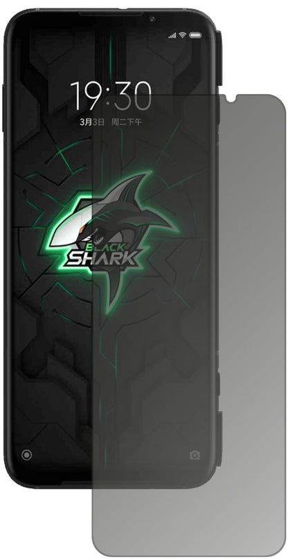 XiaomiBlack Shark 3 mit aufgebrachtem dipos Displayschutz, der seitliche Einblicke blockiert