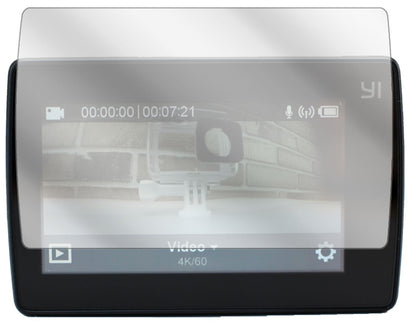 YI4K Plus mit aufgebrachter dipos Displayschutzfolie, glasklare Darstellung ohne Einschränkungen